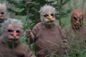 troll2still