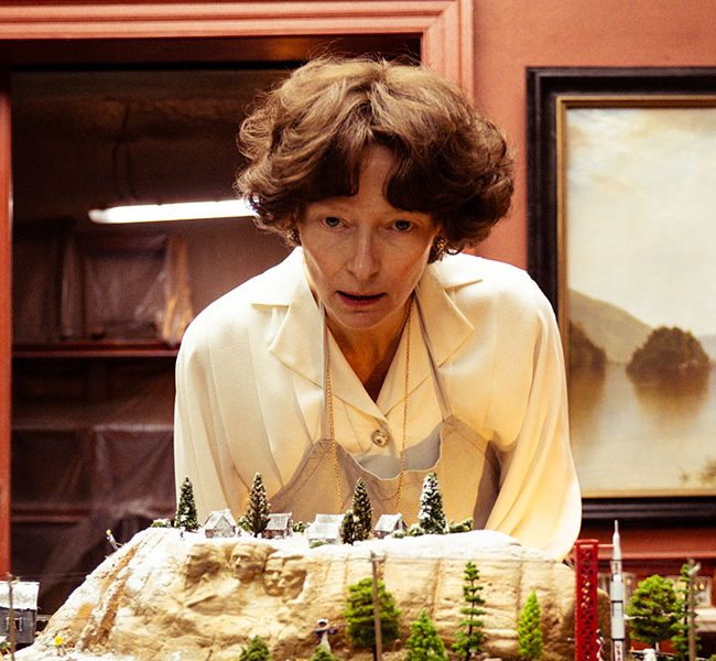 Tilda Swinton in THE END