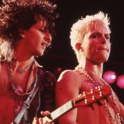 BILLY IDOL SHOULD BE DEAD still_01
