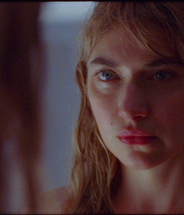 Imogen Poots in THE CHRONOLOGY OF WATER