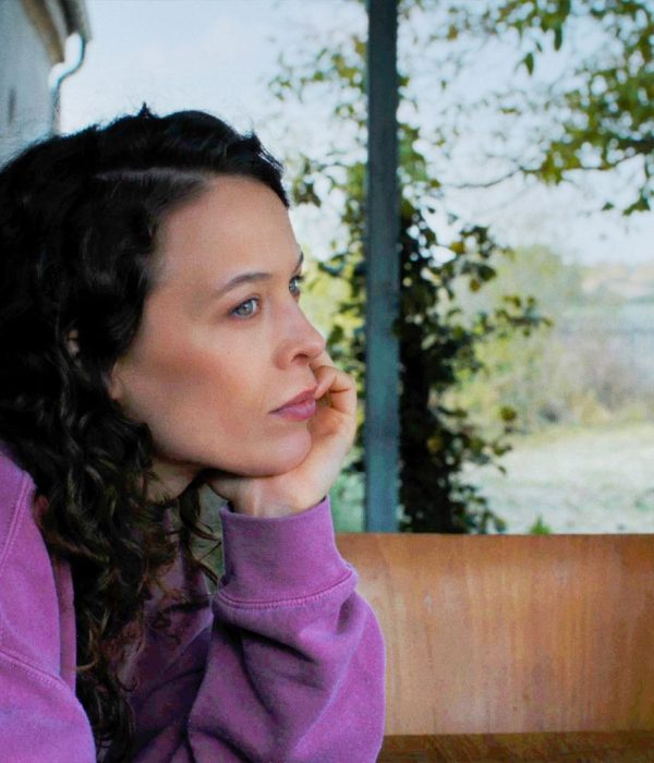 Paula Beer in Christian Petzold's MIROIRS NO. 3