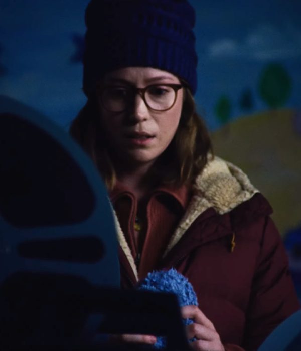 Hannah Einbinder in TEENAGE SEX & DEATH AT CAMP MIASMA