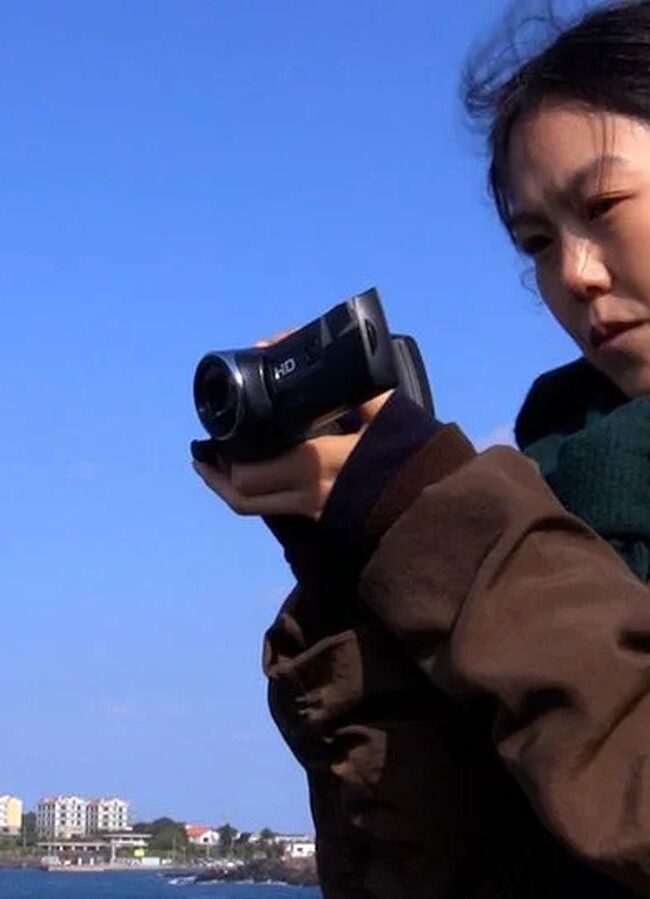 Hong Sangsoo's NOWHERE TO LAY MY EYES